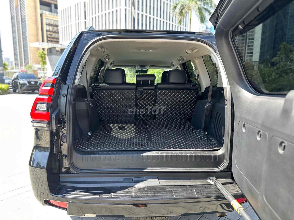 Prado VX sx 2020 màu đen siêu đẹp. Mua bán Ô tô tại Quận Cầu Giấy Hà Nội được đăng bởi Cao Quý hình 15
