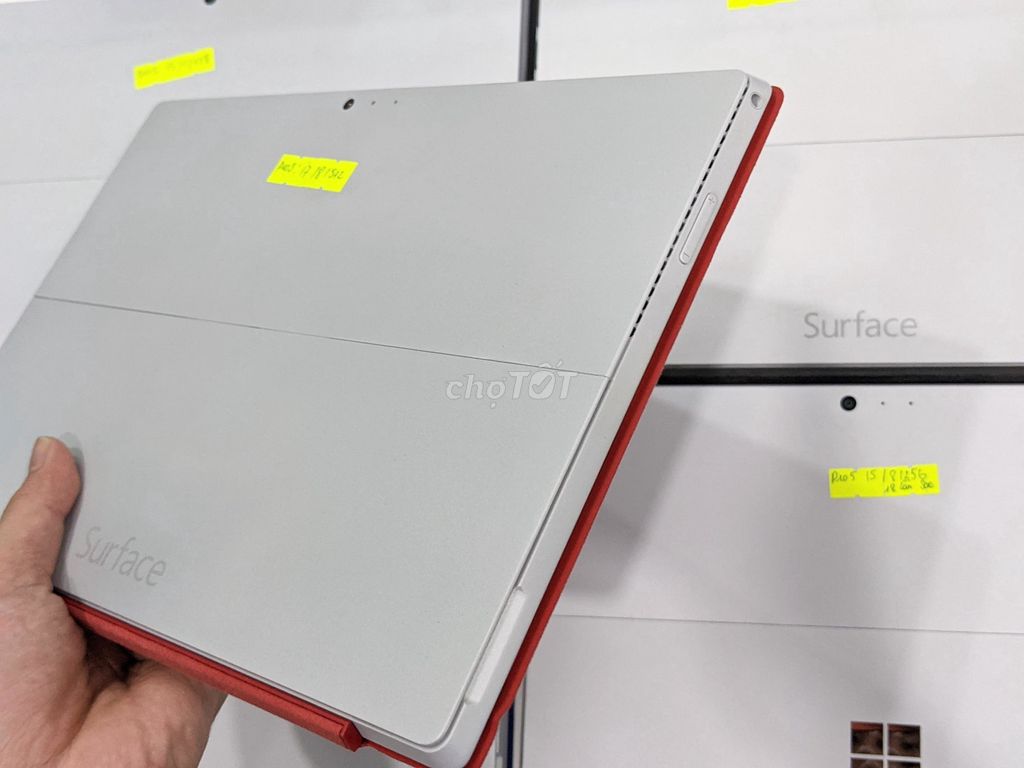 Microsoft Surface Pro 3 i5 kèm typer cover / Sạc
