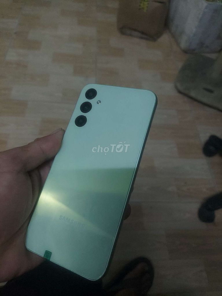 Samsung Galaxy A24 4GB 128GB Xanh lá 1 sim. Mua bán Điện thoại tại Thành phố Vũng Tàu Bà Rịa - Vũng Tàu được đăng bởi sơn vũng tàu hình 1