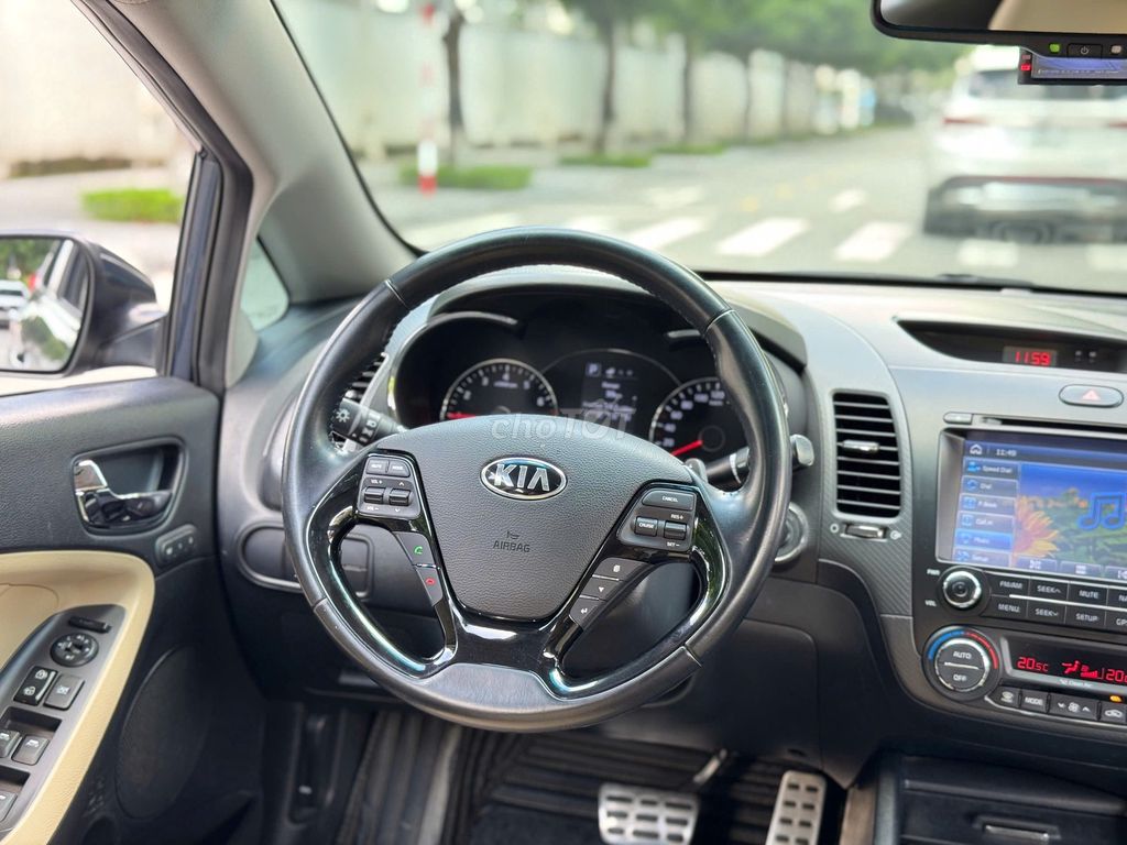 Kia cerato 2016 1.6 AT tên tư nhân. Mua bán Ô tô tại Quận Thanh Xuân Hà Nội được đăng bởi Minh Chuyên hình 7