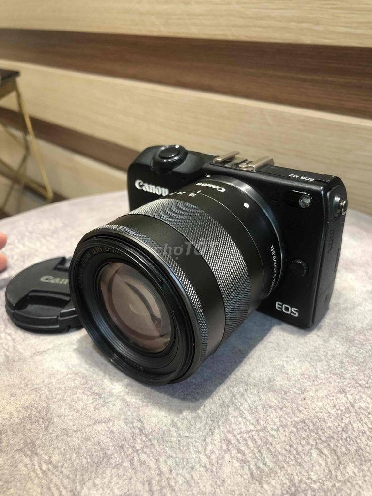 Canon M2 + kit 18-55 STM