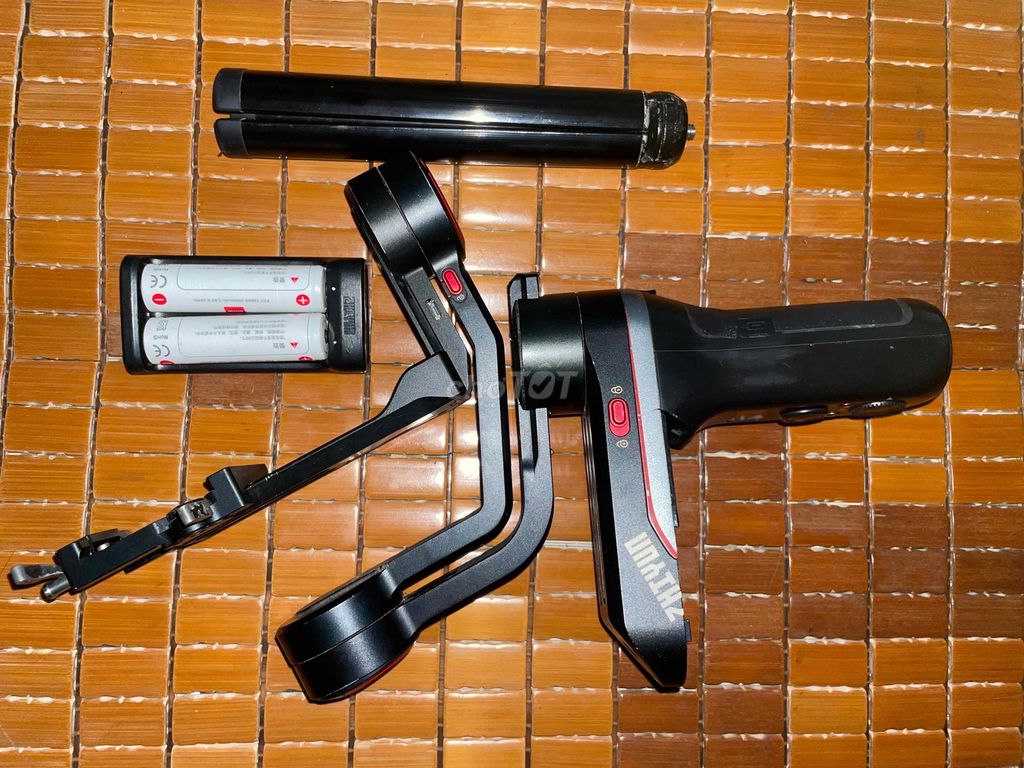Gimbal Zhiyun Weebill Đen. Mua bán Phụ kiện (Màn hình, Chuột...) tại Thành phố Cà Mau Cà Mau được đăng bởi A Dương  hình 1