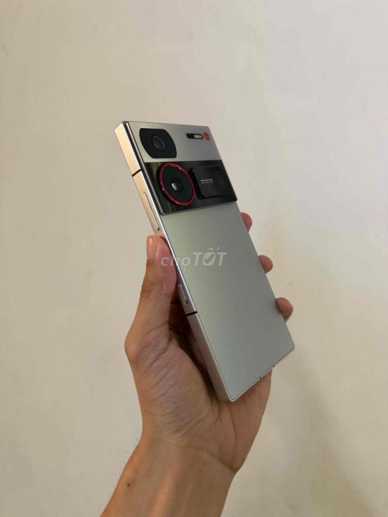 Nubia Z60 Ultra 12GB/256GB 💥💥💥. Mua bán Điện thoại tại Quận Thanh Khê Đà Nẵng được đăng bởi Anh Tuấn Apple hình 1