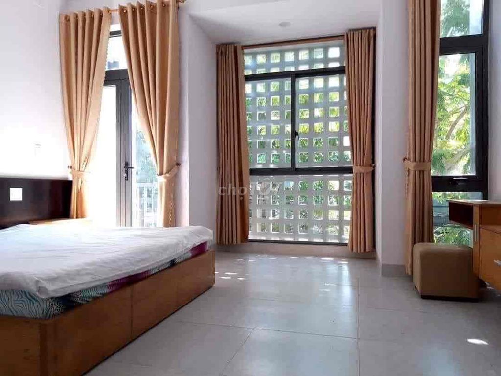 Cho thuê nhà 4 phòng ngủ Full nội thất khu phố An Thượng