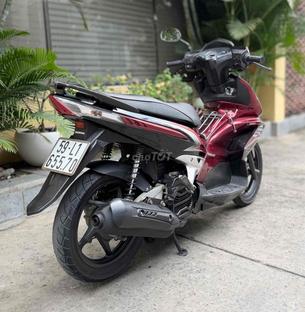 Honda Air Blade в стиле Thai 2007, родной мотор, номер Хошимина