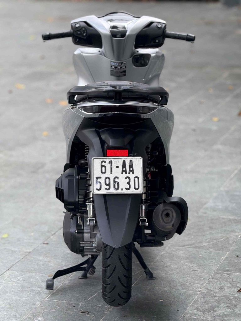 SH 125i ABS 2025 MIX BẠC POSCHE LƯỚT. Mua bán Xe máy tại Thành phố Thủ Đức Tp Hồ Chí Minh được đăng bởi Vũ Vũ hình 4