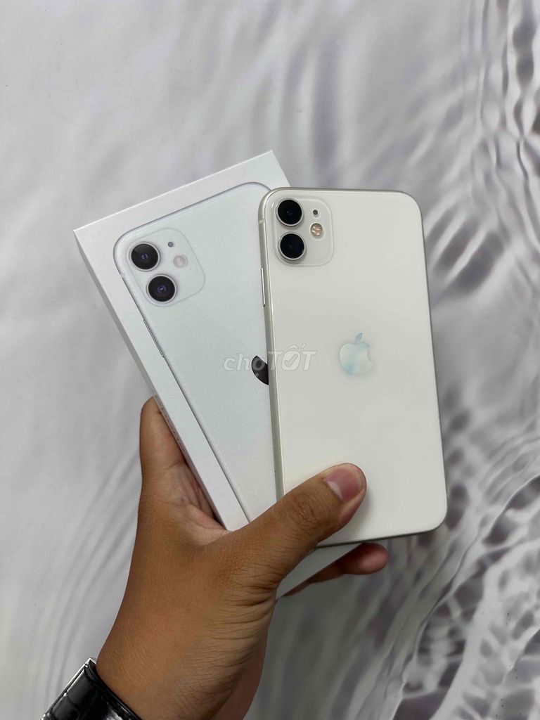 iPhone 11 64Gb zin đẹp 98% pin thay pisen 100%