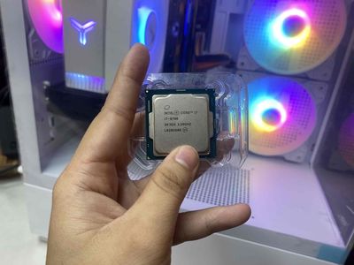 KHÁCH NÂNG CẤP LẺ CON CPU I7 8700