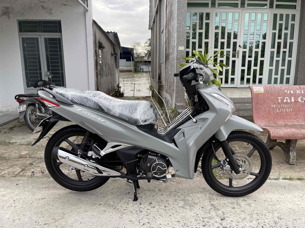 Cần Bán FuTuRe Đời Mới Màu Độ Hãng. Mua bán Xe máy tại Huyện Lai Vung Đồng Tháp được đăng bởi Trương Hữu Phát hình 4