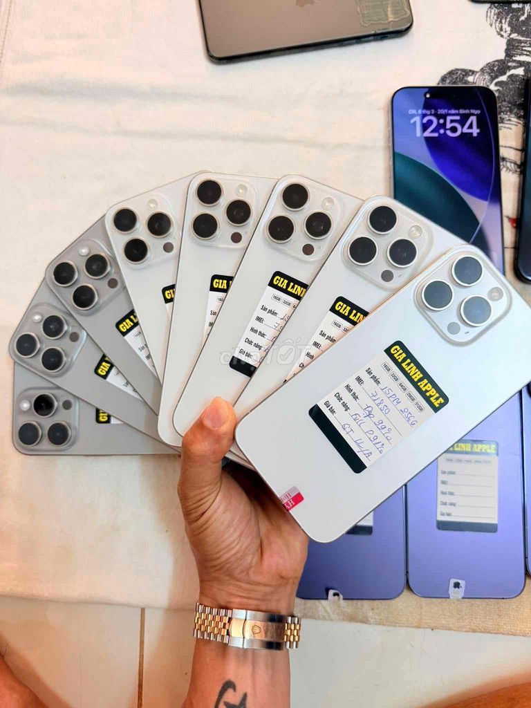 Apple iPhone 15 Pro Max 256GB Trắng LL/A quốc tế. Mua bán Điện thoại tại Quận Cái Răng Cần Thơ được đăng bởi Trần Thanh Tuấn  hình 1