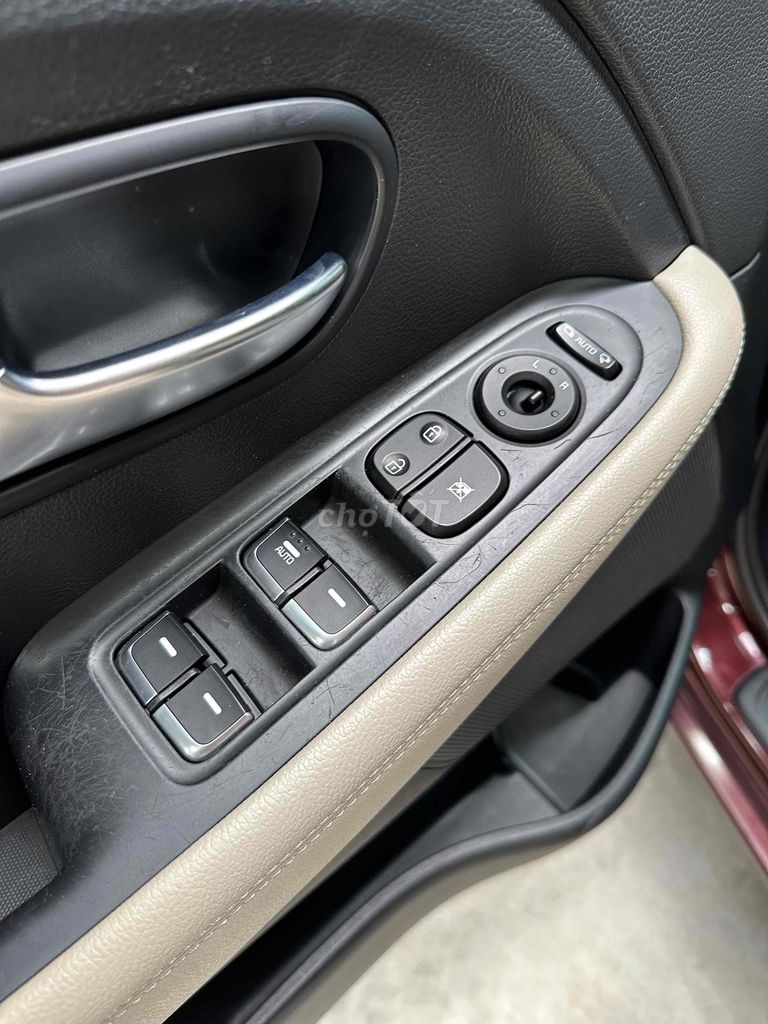 Kia Rondo 2019 Rondo GAT - 55000 km. Mua bán Ô tô tại Thành phố Buôn Ma Thuột Đắk Lắk được đăng bởi Hiếu Đắk Lắk hình 11