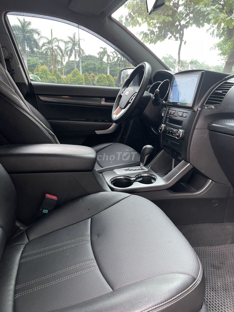 Kia Sorento 2013 GAT 2.4L 2WD - 118000 km. Mua bán Ô tô tại Quận 7 Tp Hồ Chí Minh được đăng bởi Lethai hình 21