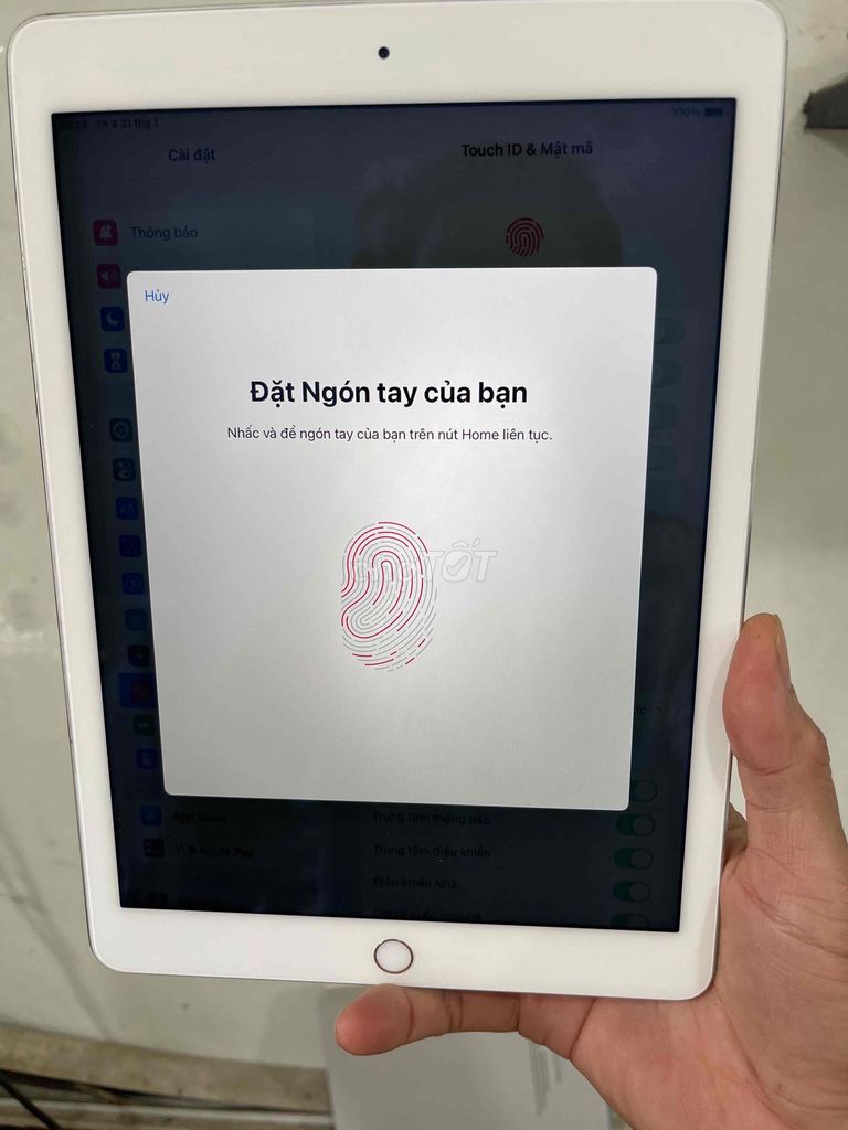 Air 2 32GB máy rin đẹp sài full cn tải app ok. Mua bán Máy tính bảng tại Quận Hải Châu Đà Nẵng được đăng bởi phan văn hiệp hình 1
