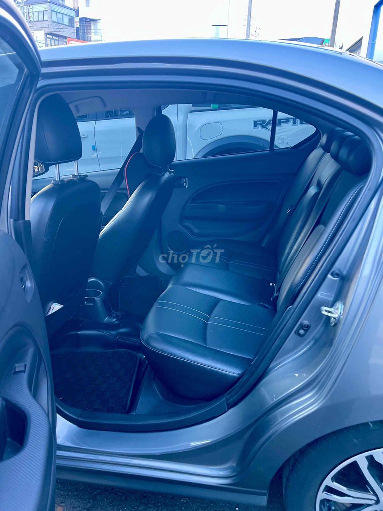 Mitsubishi Attrage 2022 1.2AT 32.000 km Xám. Mua bán Ô tô tại Thành phố Bảo Lộc Lâm Đồng được đăng bởi SƠN AUTO hình 10