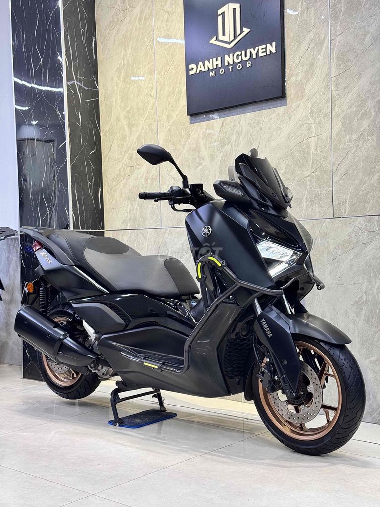 Yamaha XMAX 300 2024 Черный