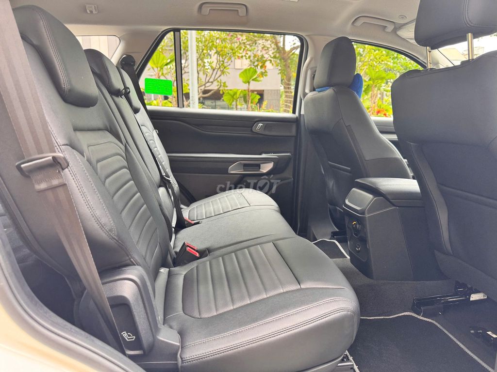 Everest Sport 2025 - Odo 660km - Zin đến 99.9%. Mua bán Ô tô tại Thành phố Thuận An Bình Dương được đăng bởi Phổ Quang Ford Assured hình 10