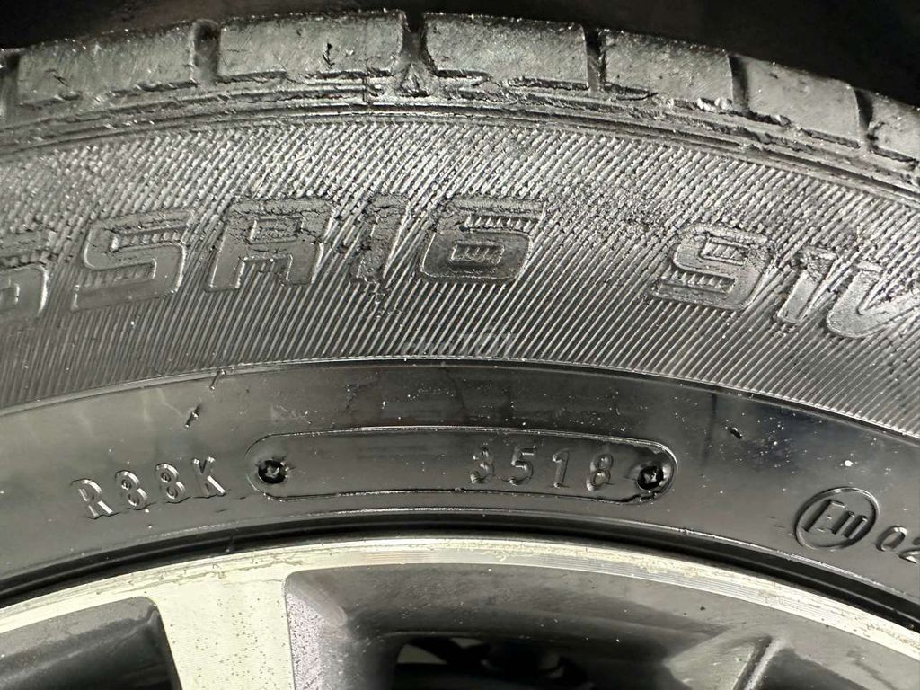 Toyota Corolla Altis 2018 1.8G, màu đen,89.000 km. Mua bán Ô tô tại Thành phố Thủ Đức Tp Hồ Chí Minh được đăng bởi Son Do hình 15