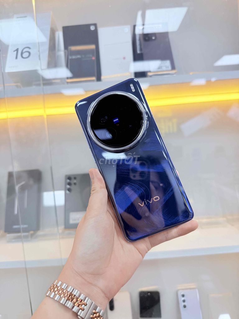 VIVO X200 PRO BẢN 12/256G-MÀU BLUE-CỰC ĐẸP. Mua bán Điện thoại tại Thành phố Biên Hòa Đồng Nai được đăng bởi Mobile Di Động Biên Hoà hình 1