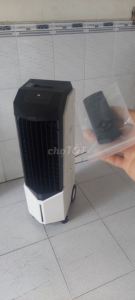 Quạt hơi nước Boss s102_Zin100%,97%đẹpmátêmsạch