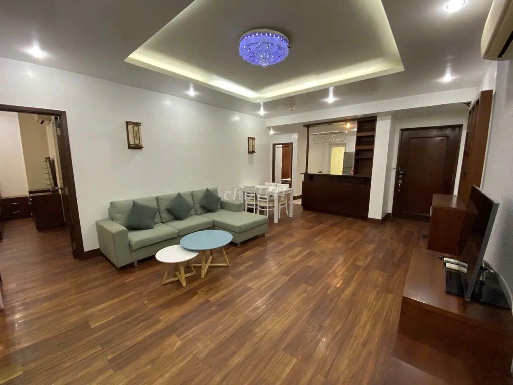 Апартаменты Hung Vuong Plaza, район 5 - 130 м² (3 спальни, 3 туалета) - Гонконг владельца