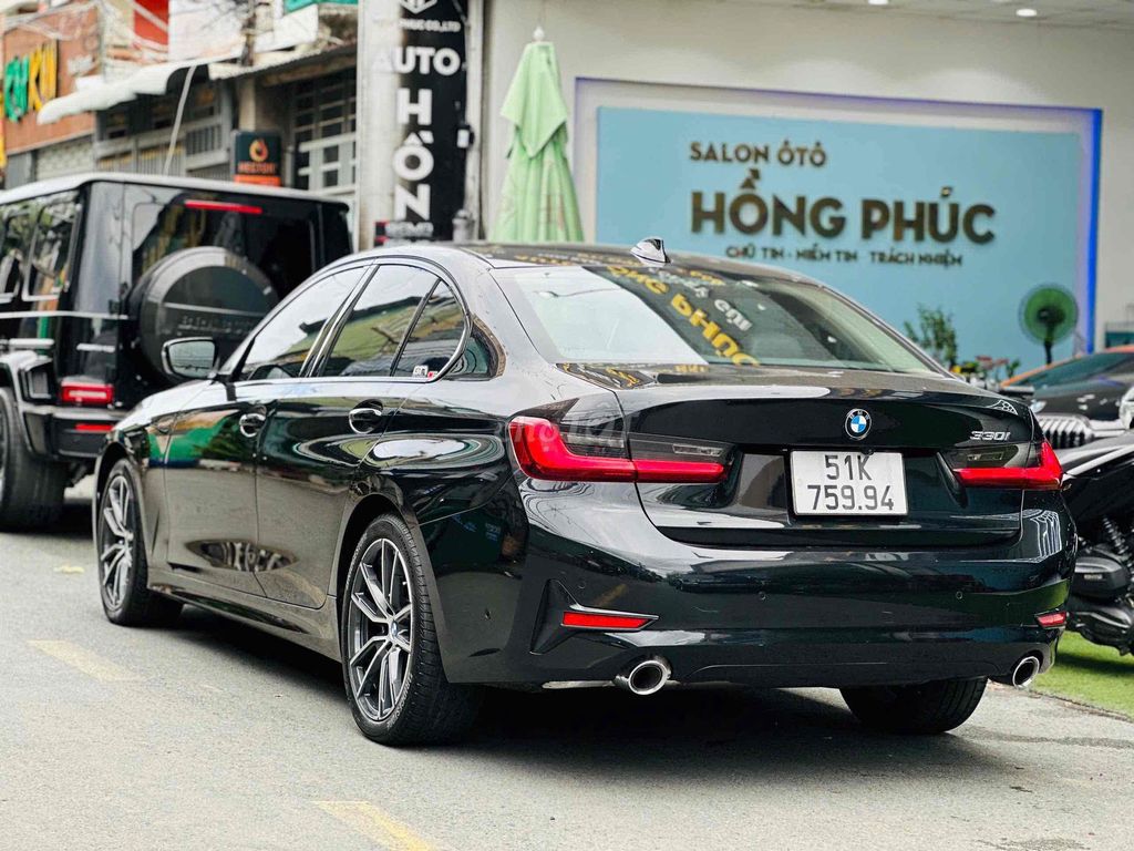 BMW 320i Sport Line Model 2022 siêu lướt 23.000km. Mua bán Ô tô tại Quận 8 Tp Hồ Chí Minh được đăng bởi Hồng Phúc hình 1