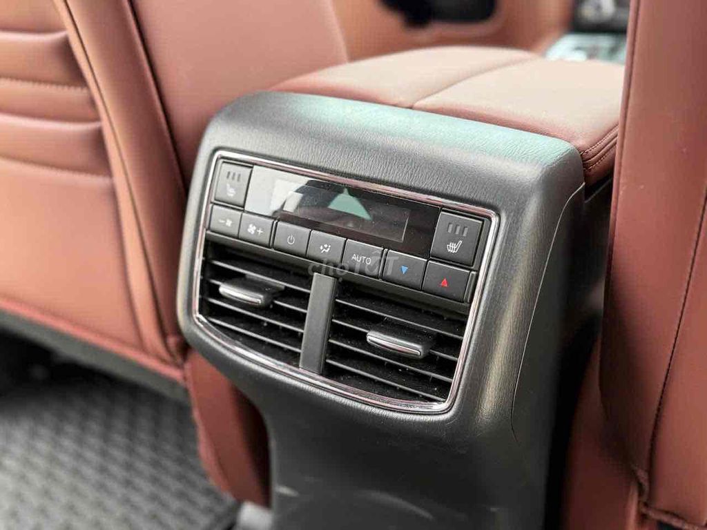 Mazda CX 8 2.5 AT - 3500 km. Mua bán Ô tô tại Thành phố Thủ Đức Tp Hồ Chí Minh được đăng bởi Khoa Nguyen Mua Bán Suzuki Miền Nam hình 15