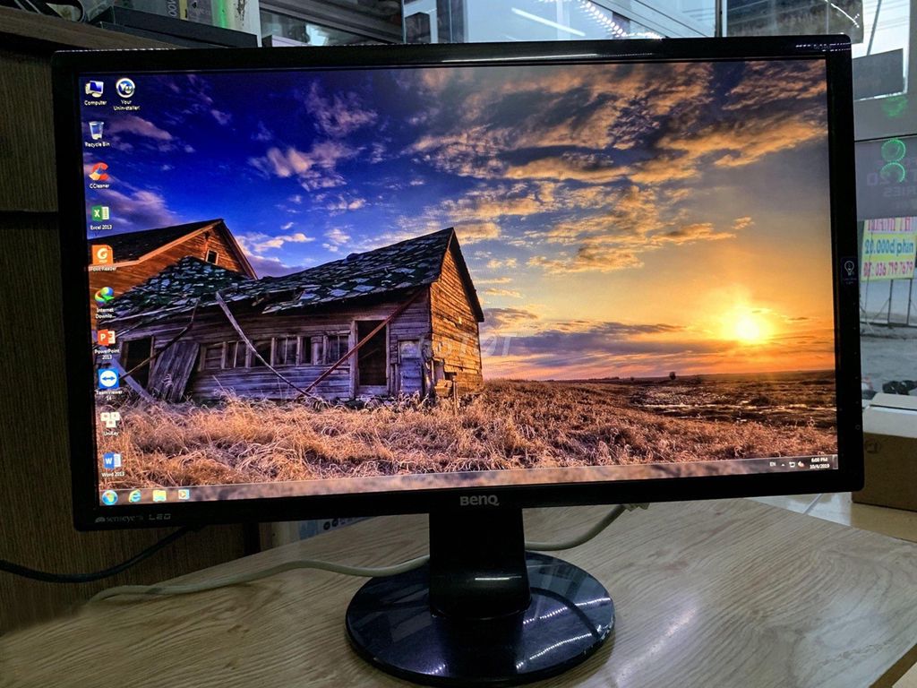 Màn hình 24 in Full HD Led sáng đẹp giá 900k