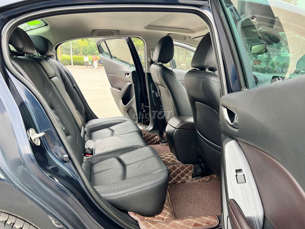 Mazda 3 Facelit, 2017 1.5 AT Sedan. Rất Mới. Mua bán Ô tô tại Quận Long Biên Hà Nội được đăng bởi Phạm Ngọc Lâm hình 10