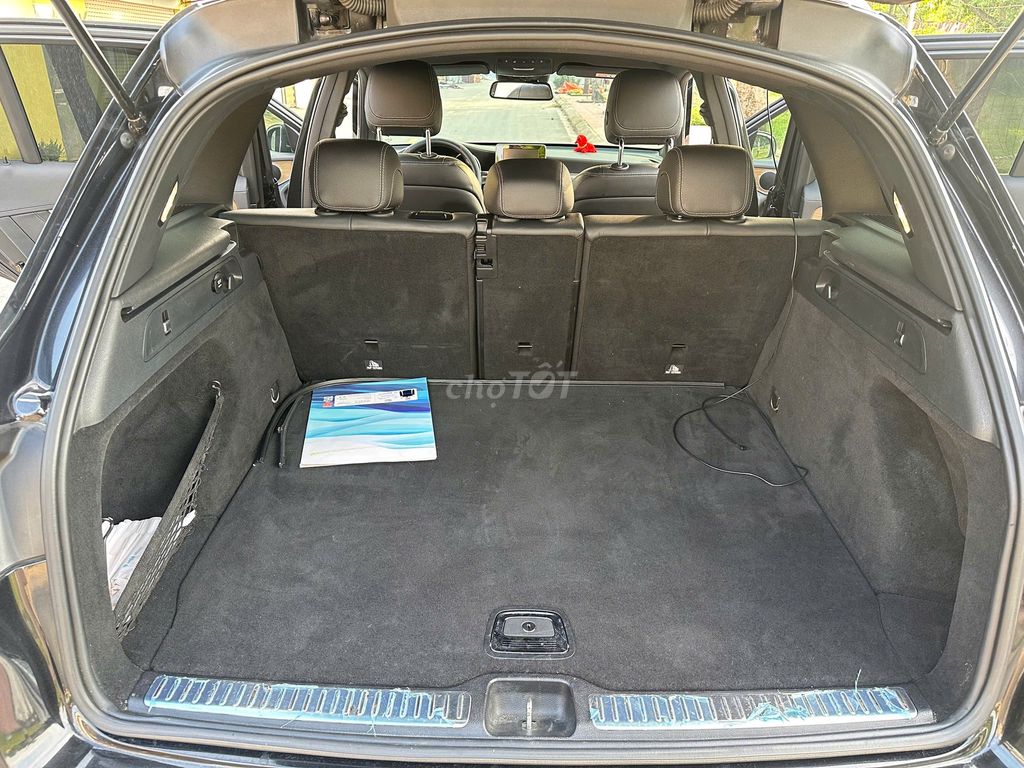 Mercedes Benz GLC 250 4Matic cuối 2016. Xe đẹp Zin. Mua bán Ô tô tại Huyện Sóc Sơn Hà Nội được đăng bởi Salon Auto Đào Hằng hình 14