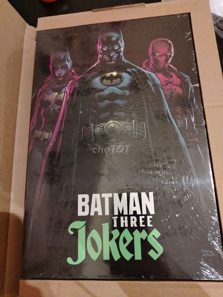 Truyện Batman: Three Jokers (Absolute Edition US)