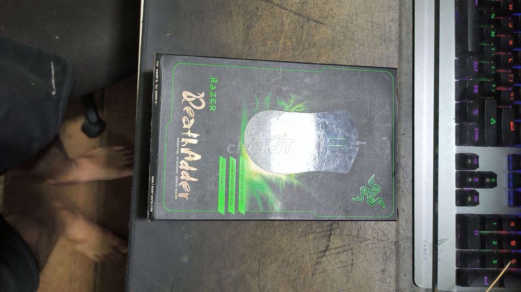 Chuột Razer DeathAdder 2013 mới 100%. Mua bán Phụ kiện (Màn hình, Chuột...) tại Quận 10 Tp Hồ Chí Minh được đăng bởi Hạng Thiếu Long  hình 1