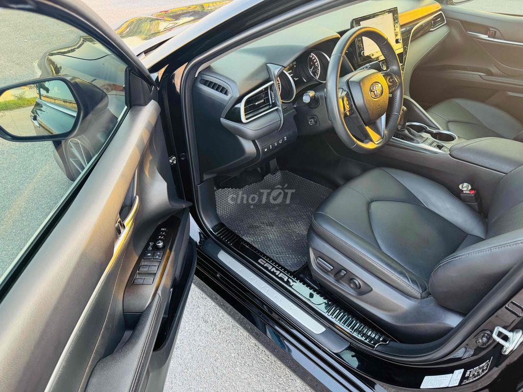 Toyota Camry 2022 2.5 Q. Mua bán Ô tô tại Huyện Sóc Sơn Hà Nội được đăng bởi AUTO VĨNH CƯỜNG hình 6