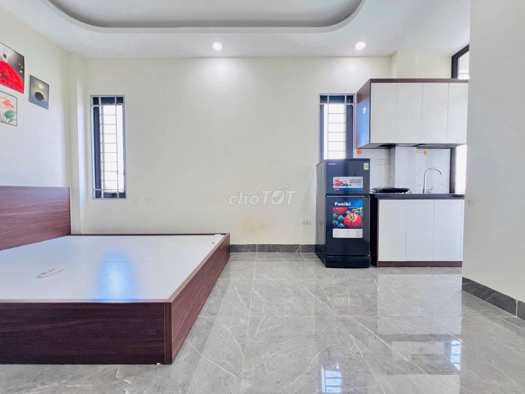 Phòng trọ 4tr3 Lĩnh Nam, Hoàng Mai, có nội thất