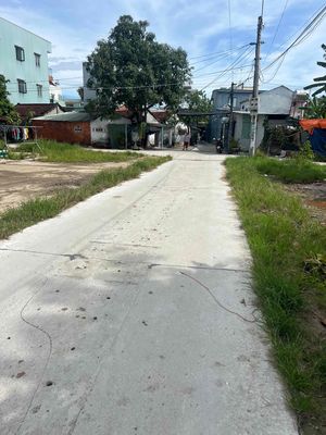 cần bán lô đất kiệt 03 tiểu la. cách đường chính 50m. Mua bán đất tại Huyện Thăng Bình Quảng Nam được đăng bởi Lê Xuân Pho