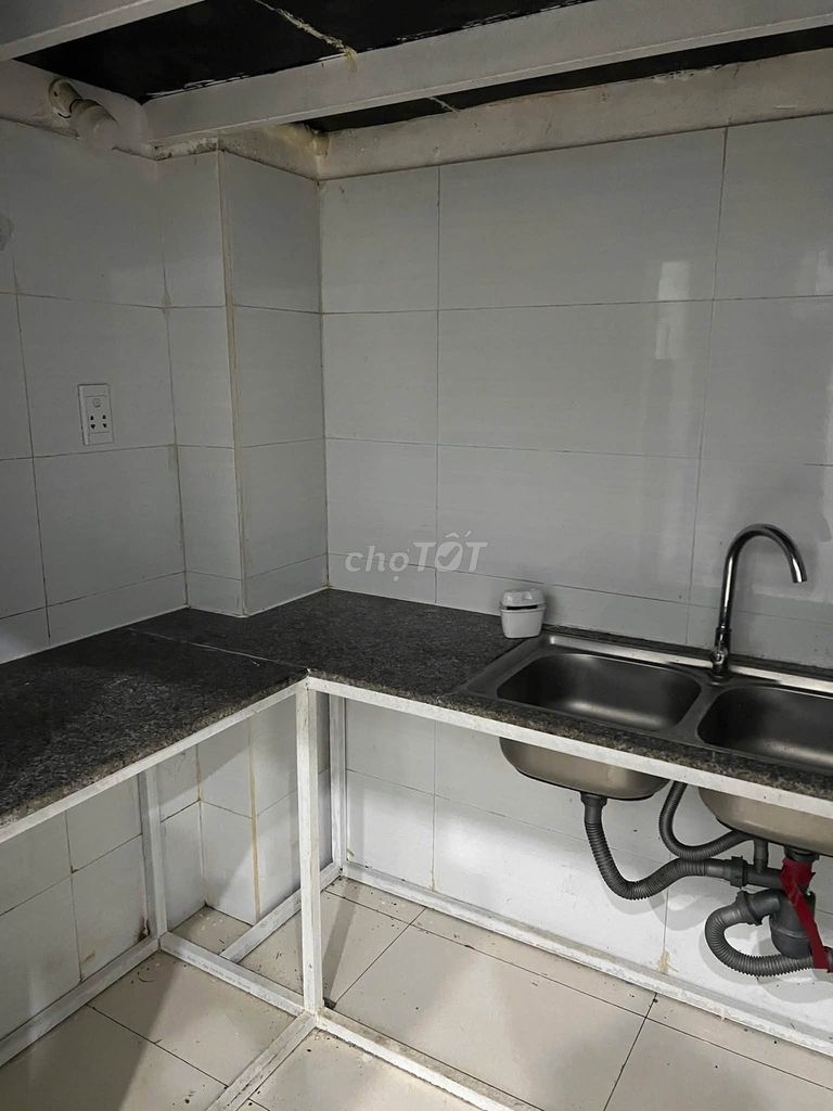 Phòng trọ 2.7tr/tháng, Đà Nẵng, Vị trí thuận tiện