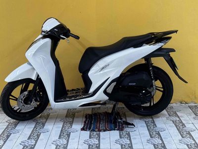 Honda SH 125 Trắng đen Nguyên bản