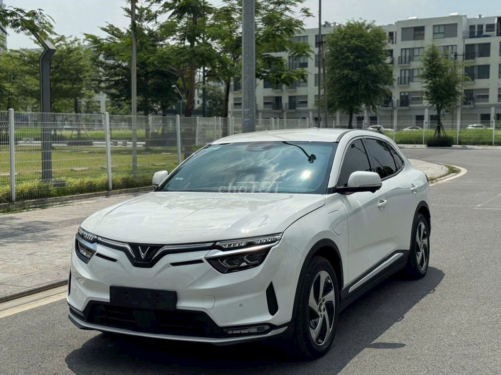 VF8 2023 GF Eco  - Màu Trắng - Sẵn xe - Hồ sơ. Mua bán Ô tô tại Huyện Gia Lâm Hà Nội được đăng bởi Vinfast Ocean Park Gia Lâm Hà Nội hình 1