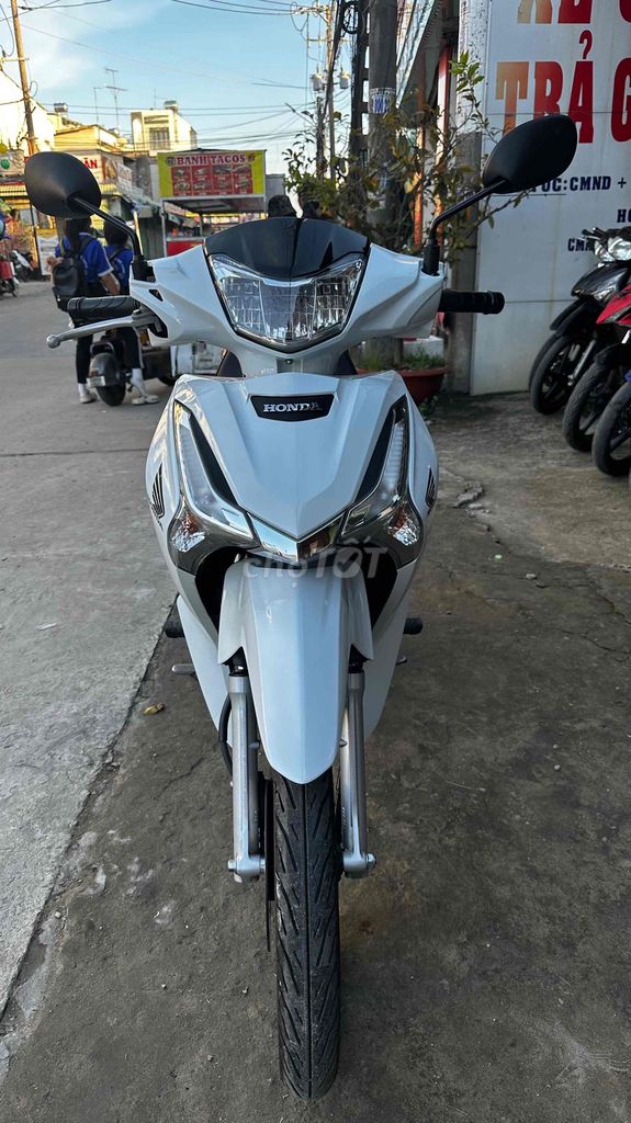 Future fi 2023 trắng đen ( hỗ trợ góp ). Mua bán Xe máy tại Huyện Chợ Mới An Giang được đăng bởi Cửa hàng xe Thiên Phước 2 hình 4