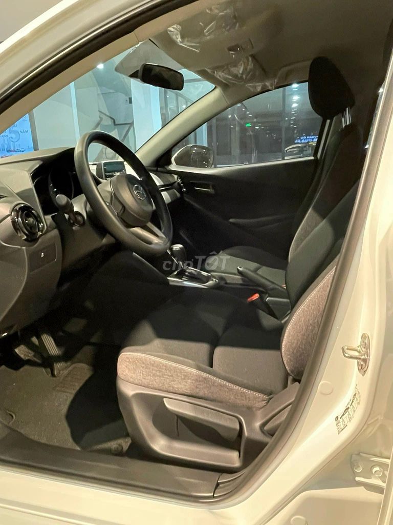 MAZDA 2 - GIẢM GIÁ TIỀN MẶT - QUÀ TẶNG BH THÂN VỎ. Mua bán Ô tô tại Quận Tân Phú Tp Hồ Chí Minh được đăng bởi ĐẠI LÝ MAZDA KIA HCM hình 7