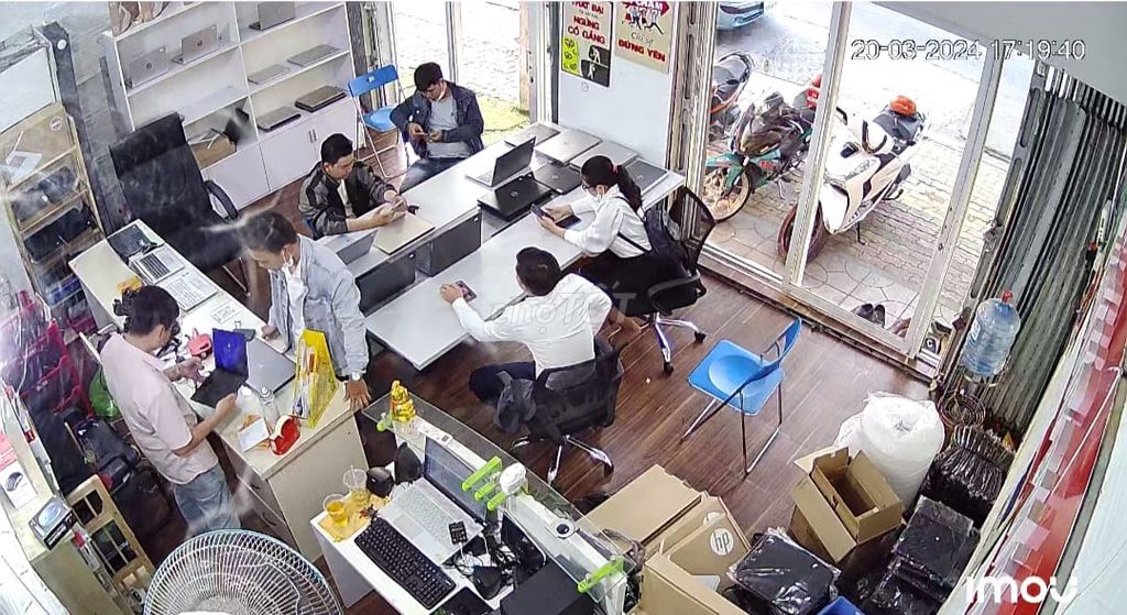 Laptop Hoàng Phát tại Thành phố Thủ Dầu Một, Bình Dương hình 1