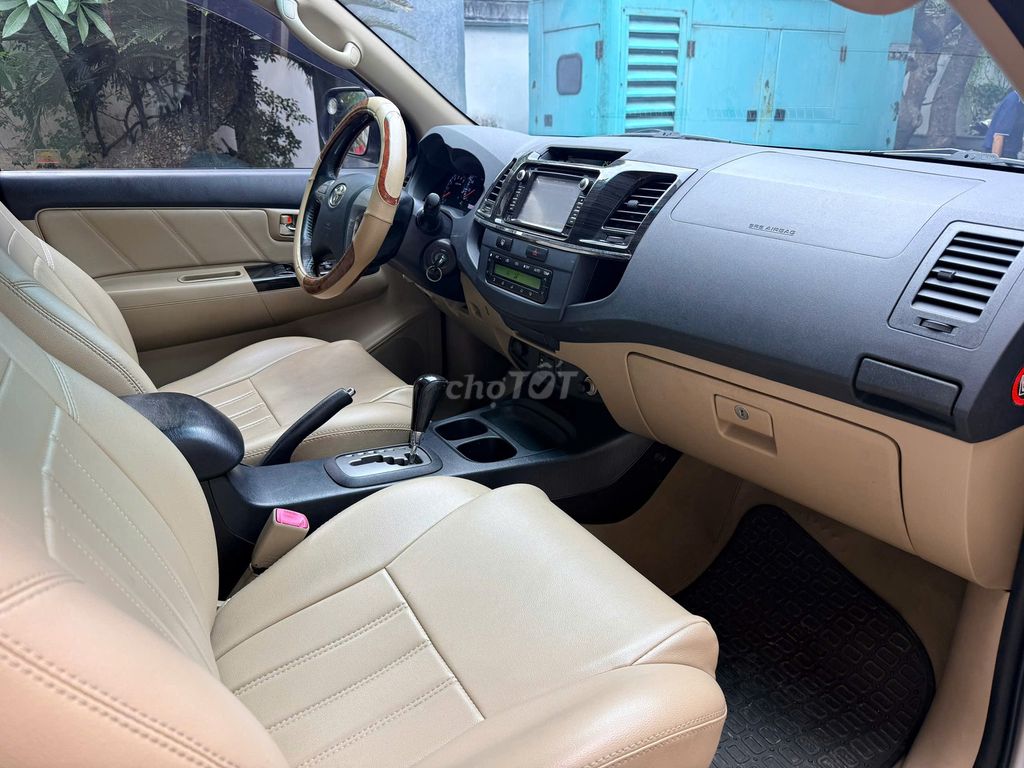 Toyota Fortuner 2014 2.7V 4x2 - 145640 km. Mua bán Ô tô tại Thành phố Thủ Đức Tp Hồ Chí Minh được đăng bởi Đại Lý Toyota Chính hãng  hình 16