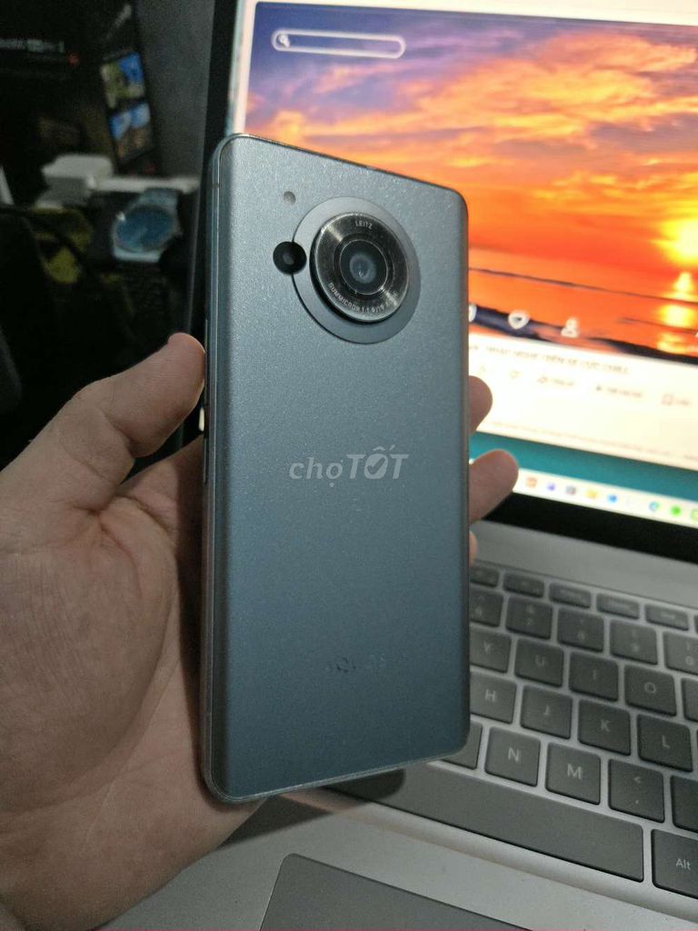 Sharp Aquos R7 12GB/256GB Xám. Mua bán Điện thoại tại Thành phố Thủ Dầu Một Bình Dương được đăng bởi Thành Minh hình 1