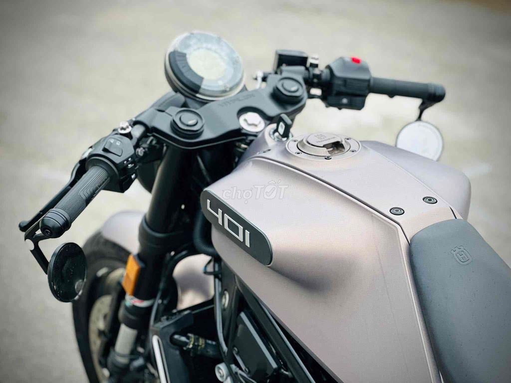 HUSQVARNA-VITPILEN 401 -Hỗ TRỢ TRẢ GÓP. Mua bán Xe máy tại Thành phố Huế Thừa Thiên Huế được đăng bởi DVCĐ Toàn Thắng hình 6