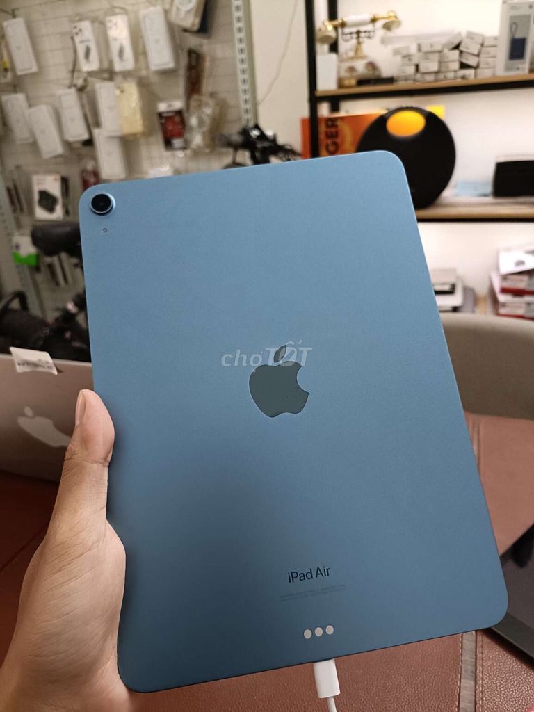 iPad Air 5 M1 64GB Xanh dương keng Pin 100%. Mua bán Máy tính bảng tại Quận Thanh Khê Đà Nẵng được đăng bởi TT PHONE hình 1