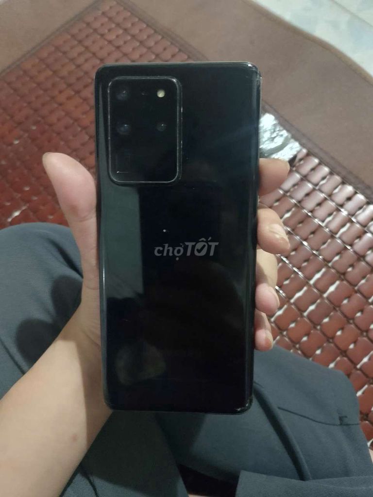 Samsung S20 Ultra Đen Sọc màn. Mua bán Điện thoại tại Huyện Bình Chánh Tp Hồ Chí Minh được đăng bởi Thanh Taam Đỗ hình 1