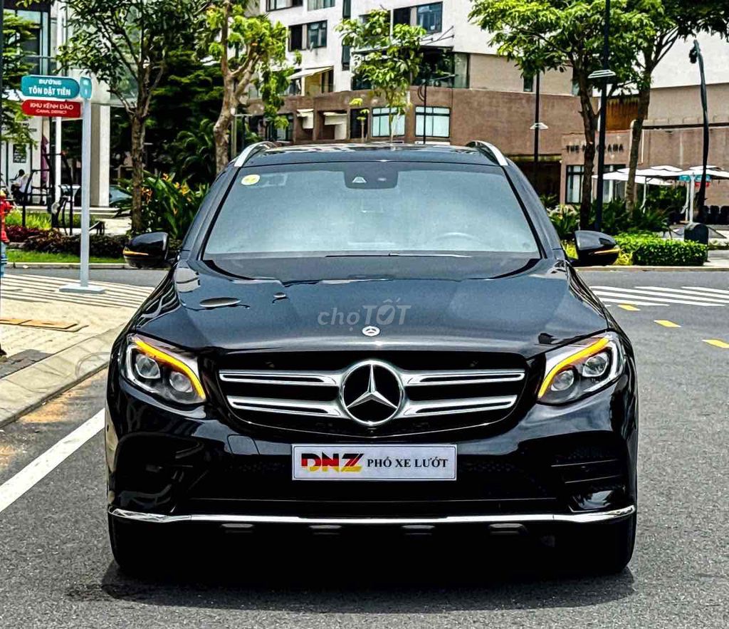 Mercedes-Benz GLC300 AMG 4MATIC 2019 Đen