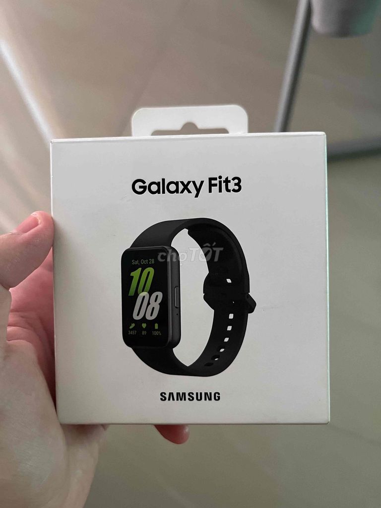 Samsung Galaxy Fit3 Đen, nguyên seal, bảo hành 12t. Mua bán Thiết bị đeo thông minh tại Quận Bình Thạnh Tp Hồ Chí Minh được đăng bởi Dương hình 1