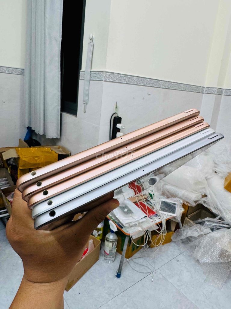 ipad Gen 6 - 32gb - WIFI,99%..bh 1 tháng. Zin keng. Mua bán Máy tính bảng tại Quận Gò Vấp Tp Hồ Chí Minh được đăng bởi Bình Ipad  hình 2