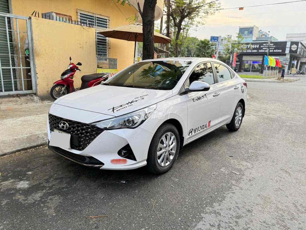 Hyundai Accent 2023 1.4 MT - 6000 km