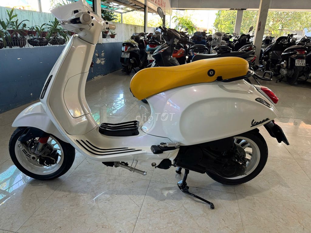 Vespa 2015. Mua bán Xe máy tại Huyện Hàm Thuận Nam Bình Thuận được đăng bởi Toàn hình 1
